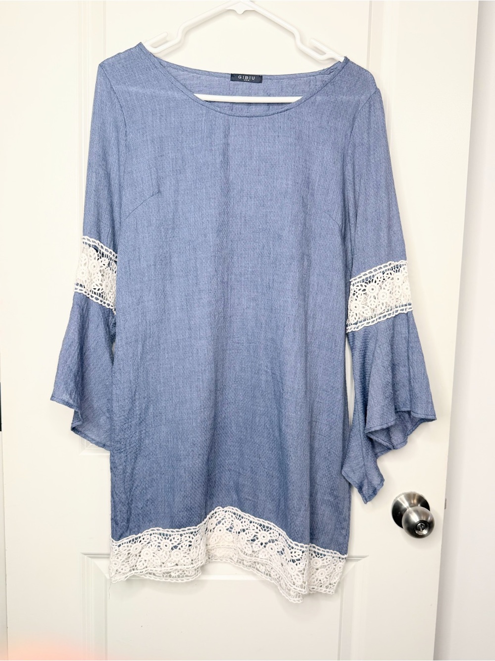 GIBIU USA Womens M Blue Boho Tunic Top White Crochet Lace Bell Sleeve Blouse